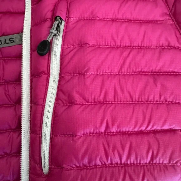 L.L. Bean Women’s Ultralight 850 Down JacketFuchsia Size XS